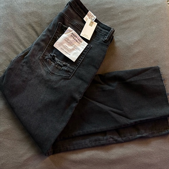 NWT GOOD AMERICAN High Rise Good Legs Straight Jeans Washed Black 20 Distressed - Picture 2 of 14